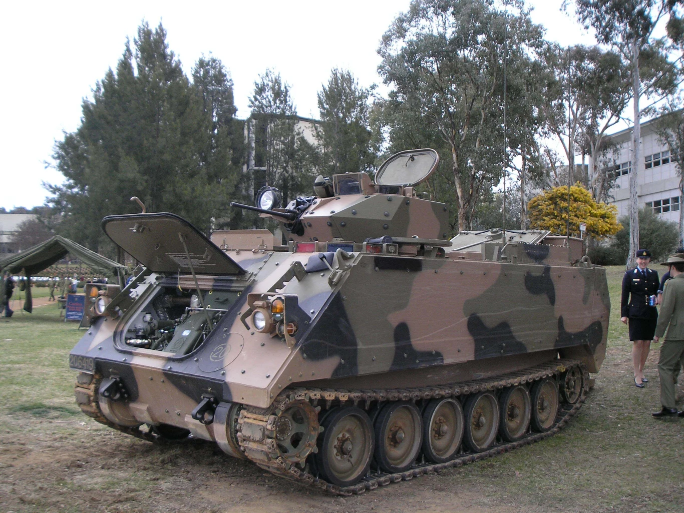 M113AS4 M113AS4