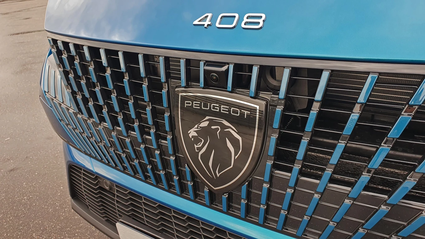 Peugeot 408