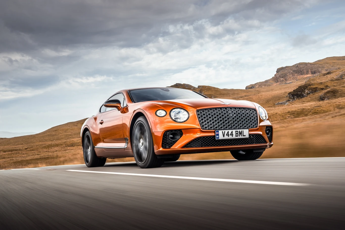 Bentley Continental GTC to superluksusowy i sportowy grand tourer. 