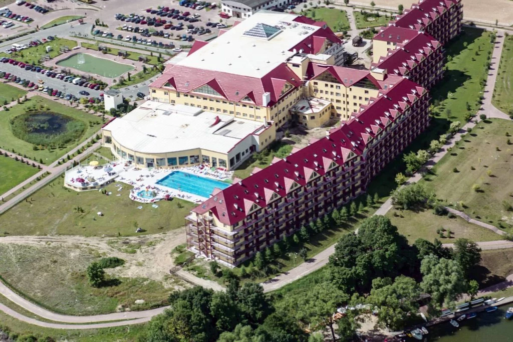 Hotel Gołębiewski w Mikołajkach przyciąga do siebie turystów niesamowitym klimatem