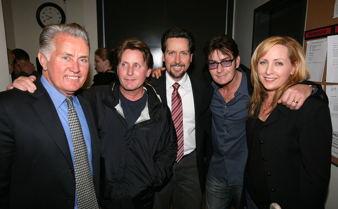Martin Sheen, Emilio Estevez, Ramon Estevez, Charlie Sheen i Renee Estevez (2010)