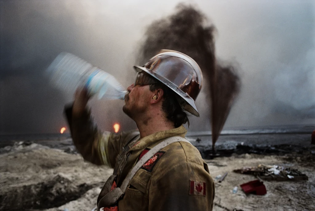 Pożary szybów naftowych podczas wojny w Zatoce Perskiej spowodowały katastrofalne skutki dla klimatu