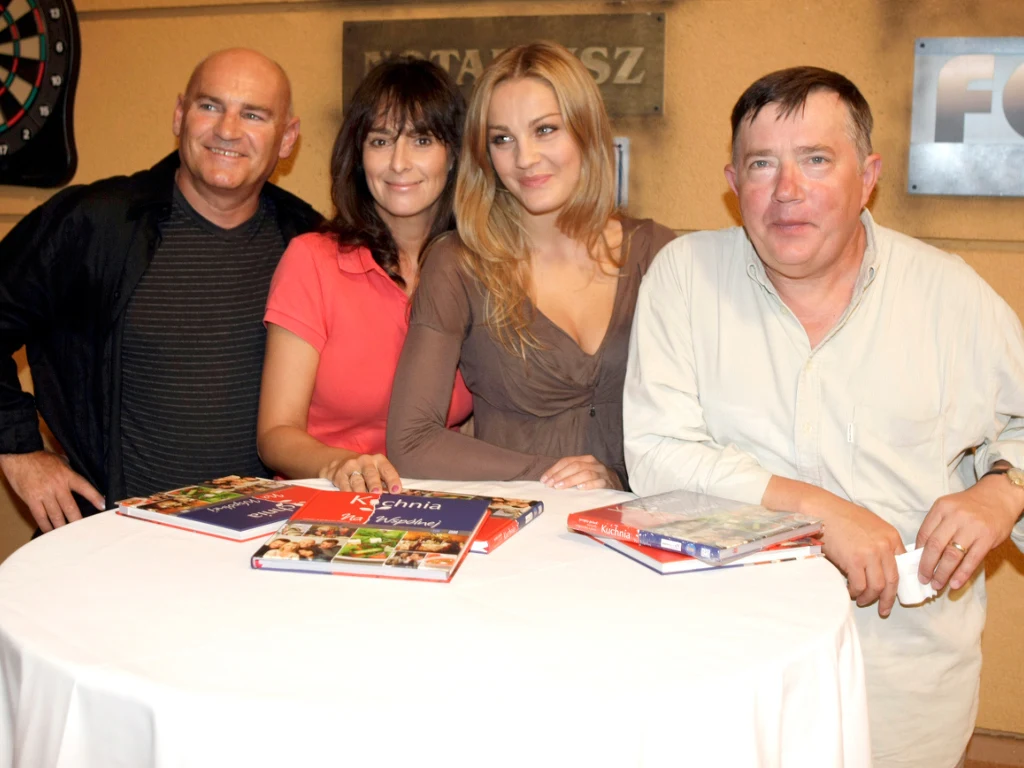 Gwiazdy serialu "Na wspólnej". Waldemar Obłoza, Małgorzata Socha, Anna Korcz, Mieczysław Hryniewicz