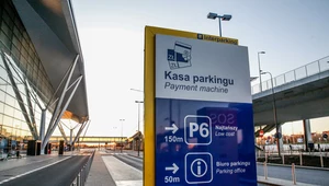 Gdzie zostawić auto przy lotnisku w Gdańsku? Czy parking P6 jest najtańszy?