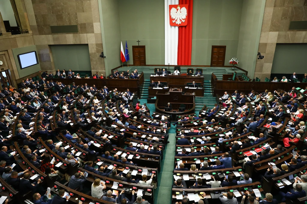 Sejm uchwalił nowelę ustawy, która zmienia stabilizującą regułę wydatkową służącą do wyliczania dopuszczalnego limitu wydatków państwa