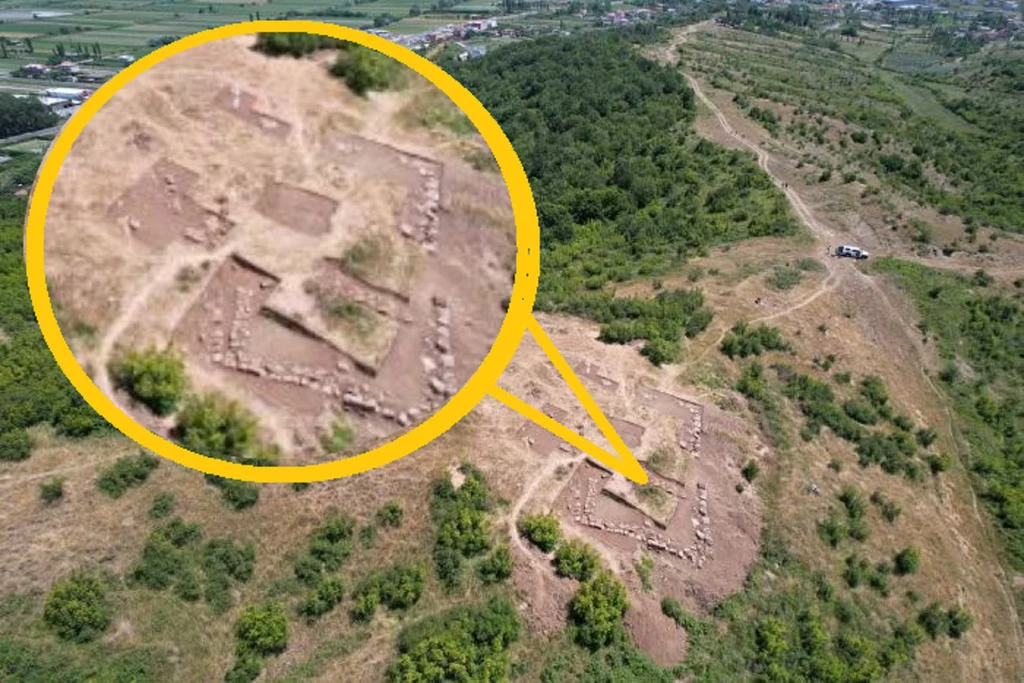 Archeolodzy z Polski podejrzewają, że tajemnicze miasto na albańskim wzgórzu to legendarna Bassania /foto: naukawpolsce.pl