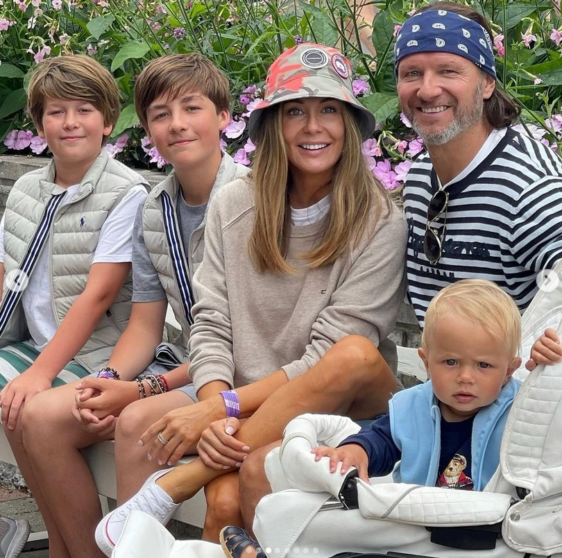 Małgorzata Rozenek-Majdan opublikowała zdjęcie rodziny @m_rozenek/