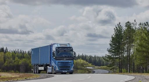 Volvo Truck prowadzi testy ciężarówki wyposażonej w ogniwa paliwowe zasilane wodorem.