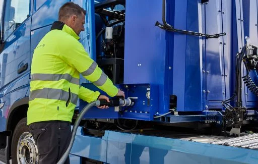 Volvo Truck prowadzi testy ciężarówki wyposażonej w ogniwa paliwowe zasilane wodorem.