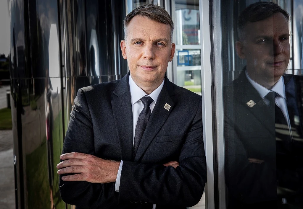 Tauron przyspiesza rozwój OZE. Nz. Patryk Demski, wiceprezes Tauronu ds. strategii i rozwoju.