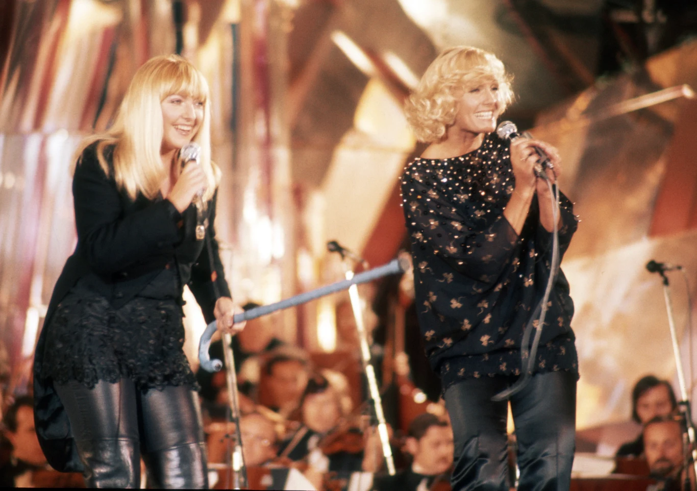 Często występowała w towarzystwie Maryli Rodowicz, bo obie wokalistki uchodziły w latach 70. za największe gwiazdy muzyki w naszym regionie. Dzięki temu od lat łączy je przyjaźń. Zdjęcie z 1978 roku.