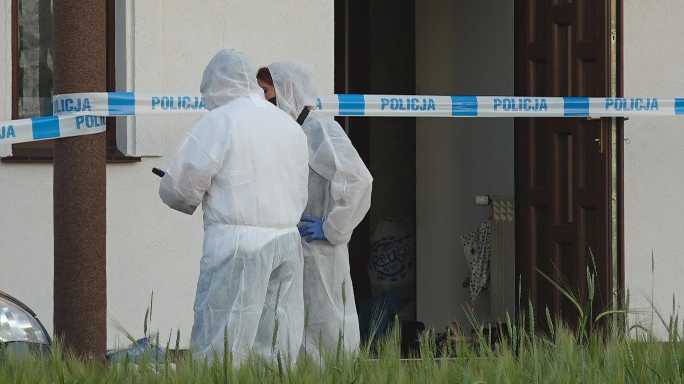 Szabda. Ciało dwulatka w domu jednorodzinnyms Szabda. Ciało dwulatka w domu jednorodzinnyms