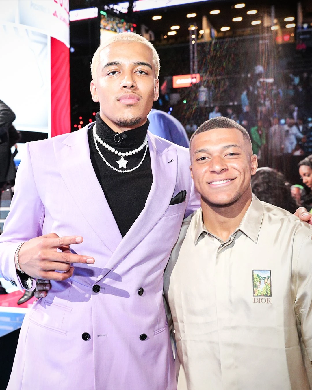 Jeremy Sochan i Kylian Mbappe podczas draftu do NBA