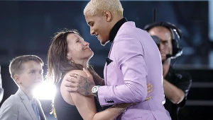 Jeremy Sochan z mamą Anetą