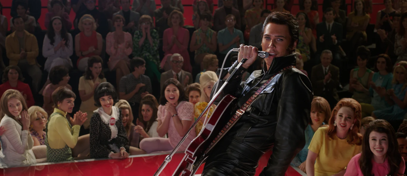 Austin Butler w filmie ELVIS Austin Butler w filmie ELVIS