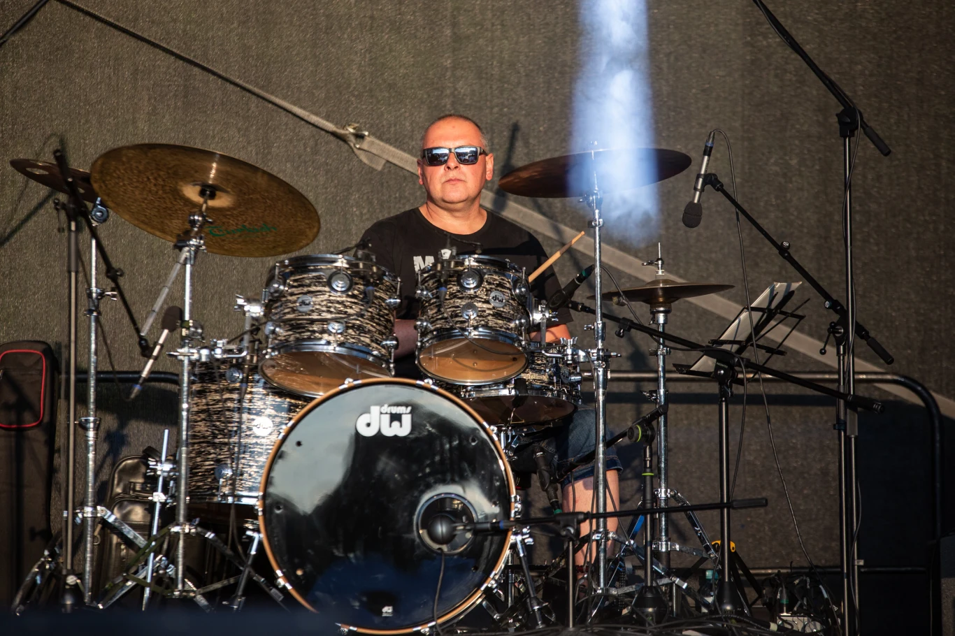 "Zaprzyjaźniona ekipa naszych dźwiękowców, która po godzinach daje czadu i gra największe bluesowe przeboje" - tak piszą o nich organizatorzy.