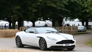 Były prezes Stali sprzedaje auto. Takim samym jeździł Bond