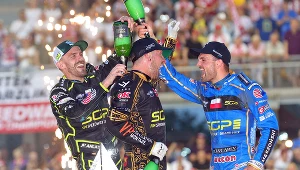 Synek Zmarzlika narobił niezłego zamieszania na podium