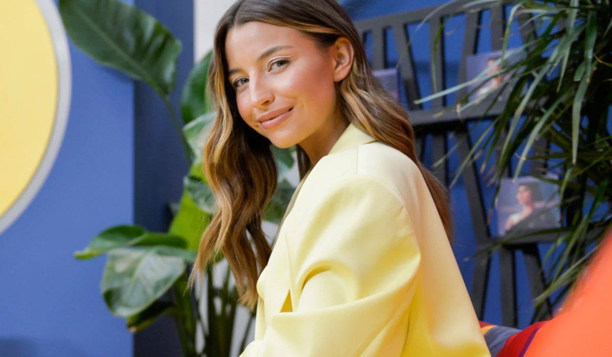 Julia Wieniawa Julia Wieniawa