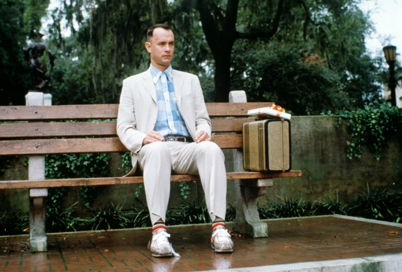 Tom Hanks w scenie z filmu "Forrest Gump" Tom Hanks w scenie z filmu "Forrest Gump"