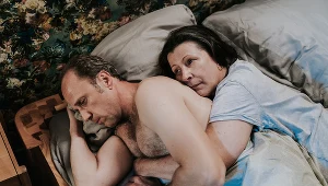Łukasz Simlat i Dorota Kolak w filmie "Głupcy"