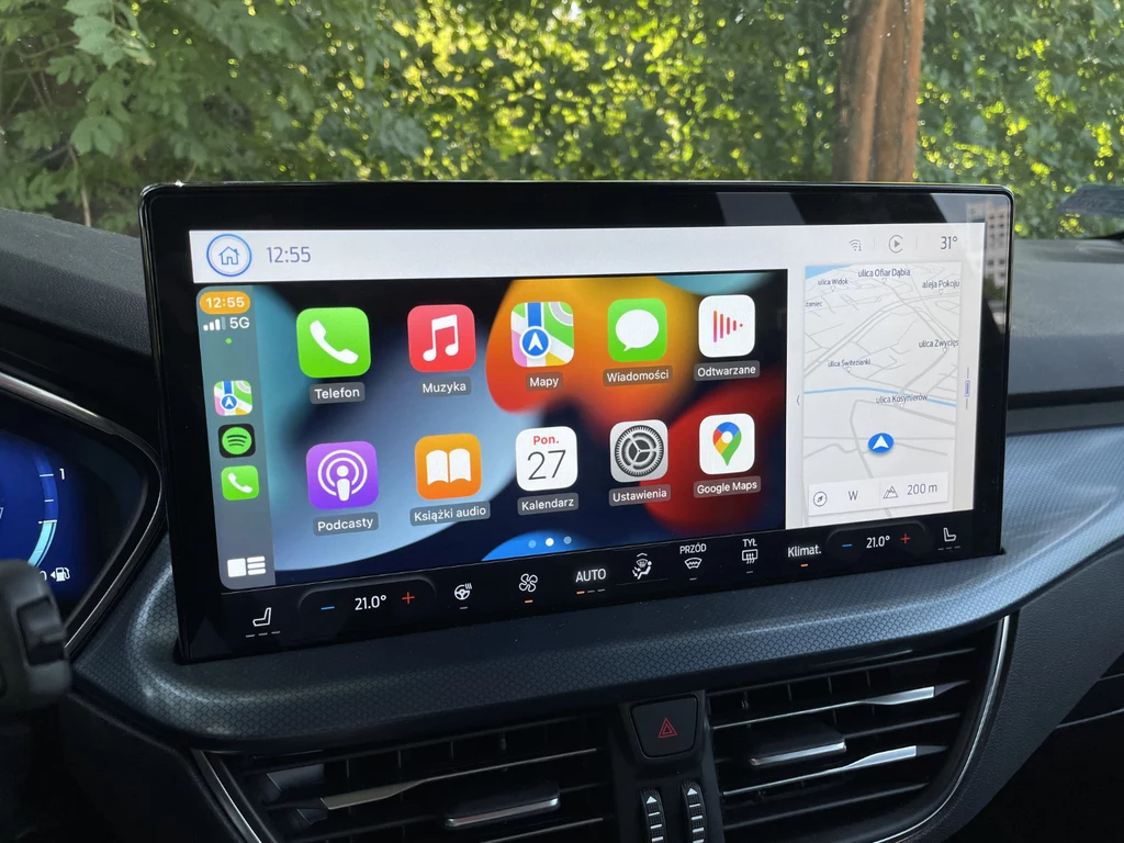 Dzisiejszy CarPlay ładnie wygląda, ale funkcjonalności ma ograniczone