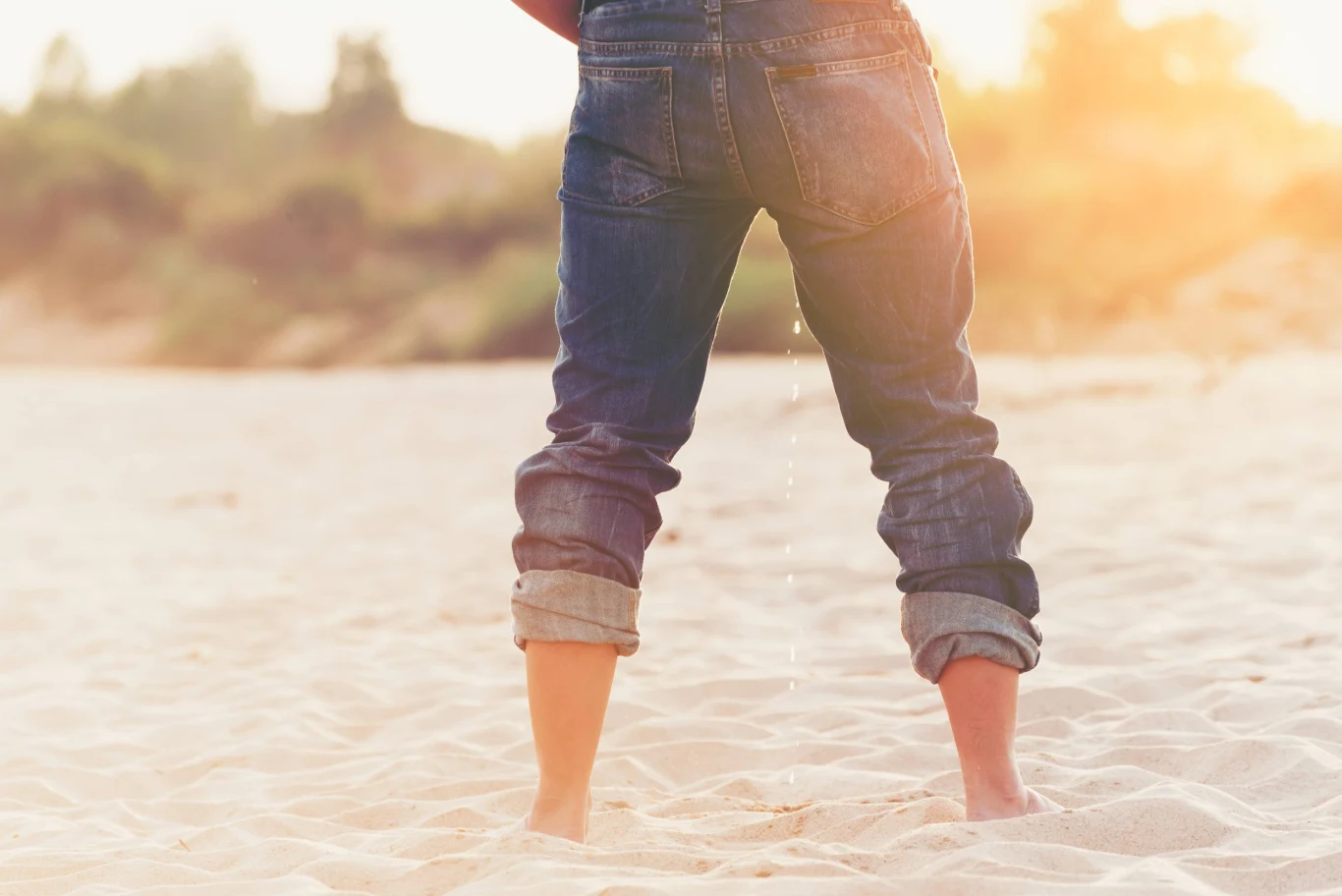 Oddawanie moczu na plaży? To wybryk, który kwalifikuje się jako nieobyczajny Oddawanie moczu na plaży? To wybryk, który kwalifikuje się jako nieobyczajny