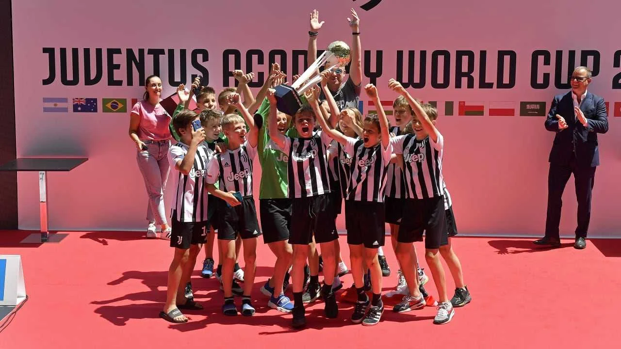 Sukces młodych piłkarzy z akademii warszawskiego Juventusu Sukces młodych piłkarzy z akademii warszawskiego Juventusu