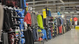 Sportowy holding wystawił na sprzedaż swoje działki, sklepy i biura w Rosji