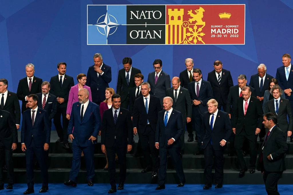 Przywódcy NATO podczas szczytu w Madrycie Przywódcy NATO podczas szczytu w Madrycie
