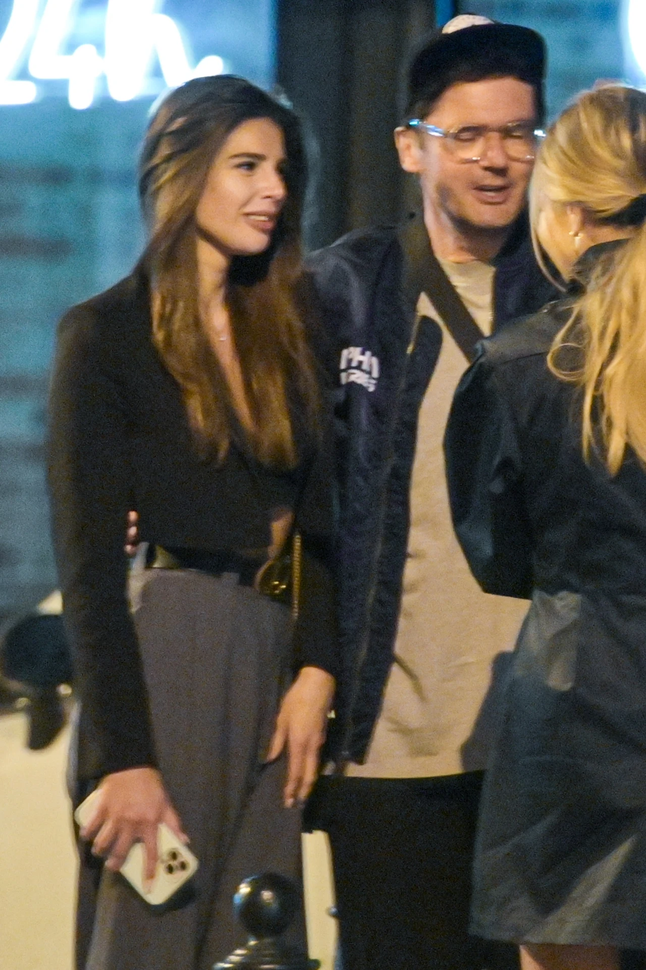 Cała trójka była zachwycona perspektywą wyjścia do restauracji