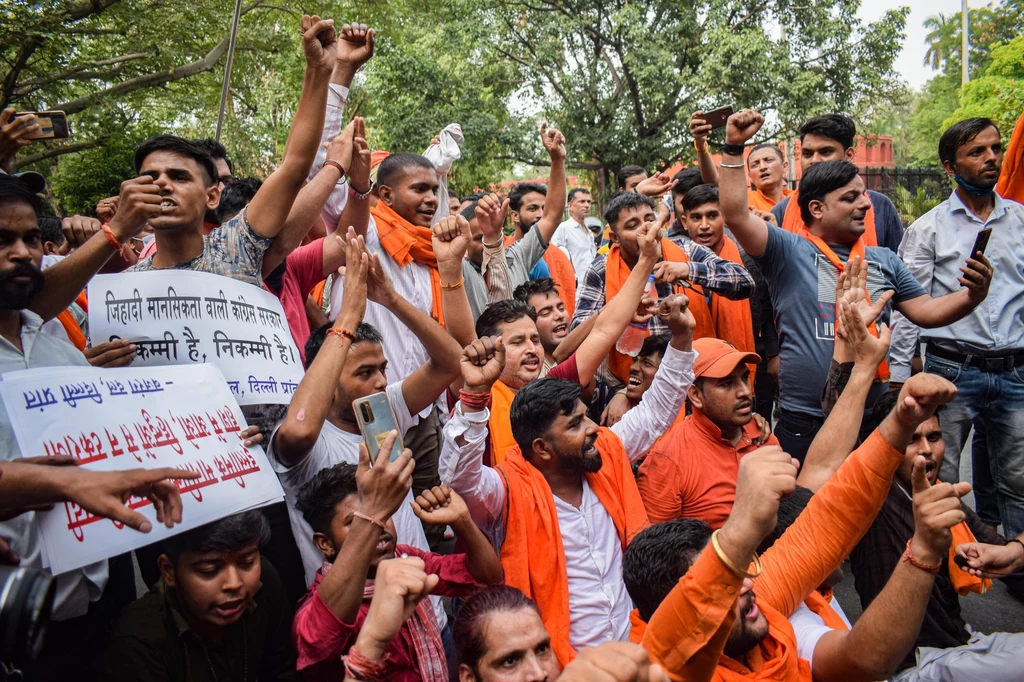 W Indiach trwają protesty po zabójstwie hindus przez - prawdopodobnie - dwóch muzułmanów W Indiach trwają protesty po zabójstwie hindus przez - prawdopodobnie - dwóch muzułmanów