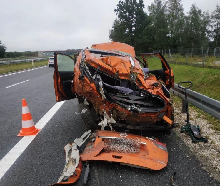 Jedna z "ofiar" 505 km autostrady A4. W tym przypadku zdarzenie zakwalifikowano jako kolizję