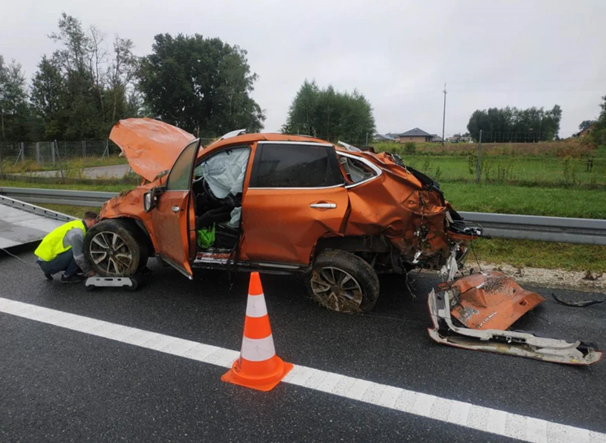 Efekt jednej z "kolizji" na 505 kilometrze autostrady A4