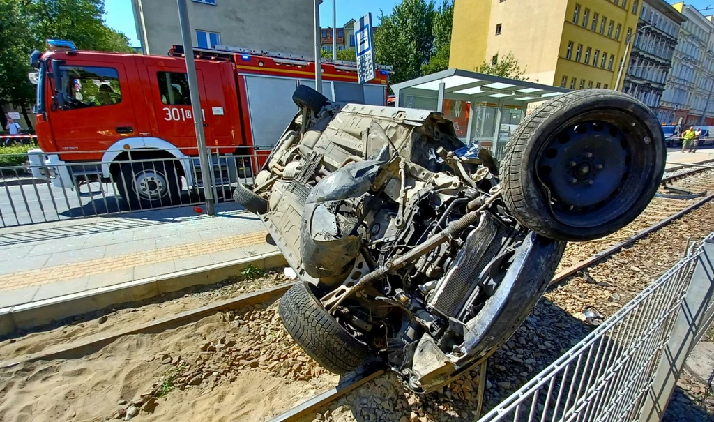 Upał męczy kierowców i obniża ich koncentrację. W efekcie od początku wakacji na drogach zginęło już 46 osób