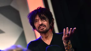 Mötley Crüe: Tommy Lee zagrał pierwszy pełny koncert z zespołem po tym, jak połamał żebra