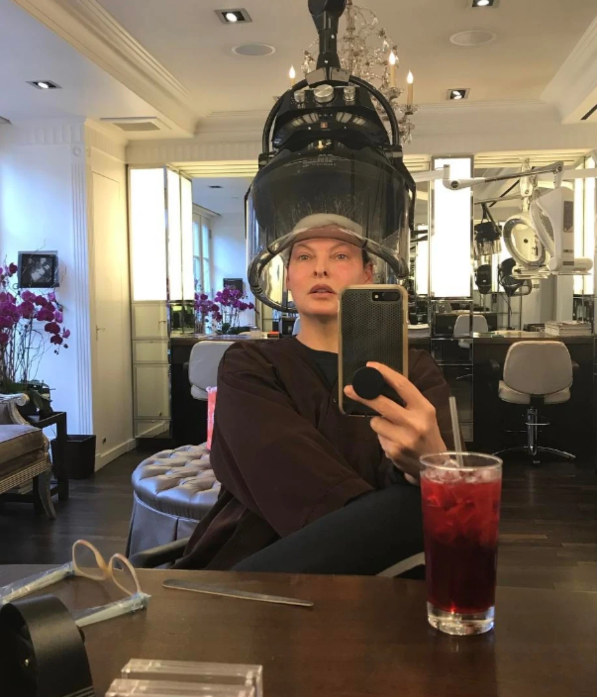 https://www.instagram.com/lindaevangelista/ https://www.instagram.com/lindaevangelista/