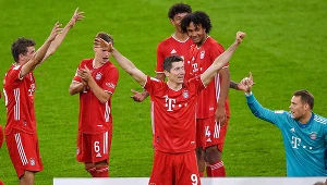 To on zastąpi "Lewego"? Joshua Zirkzee chcą poważne kluby!