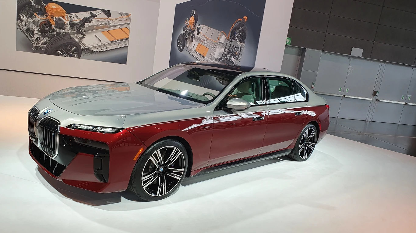 BMW serii 7 oraz i7