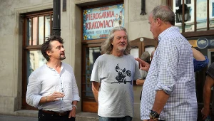 James May (C) z ekipą "The Grand Tour" podczas wizyty w Krakowie