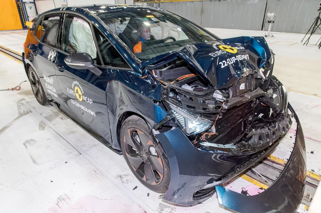 Euro NCAP rozbiło kolejne auta. Wśród nich znalazła się elektryczna Cupra Born