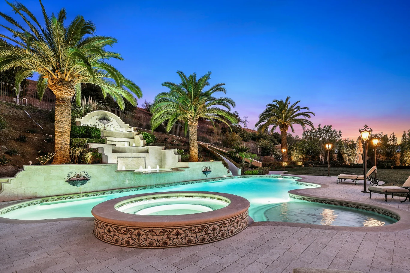 Ogromna willa Britney Spears w Kalifornii Ogromna willa Britney Spears w Kalifornii