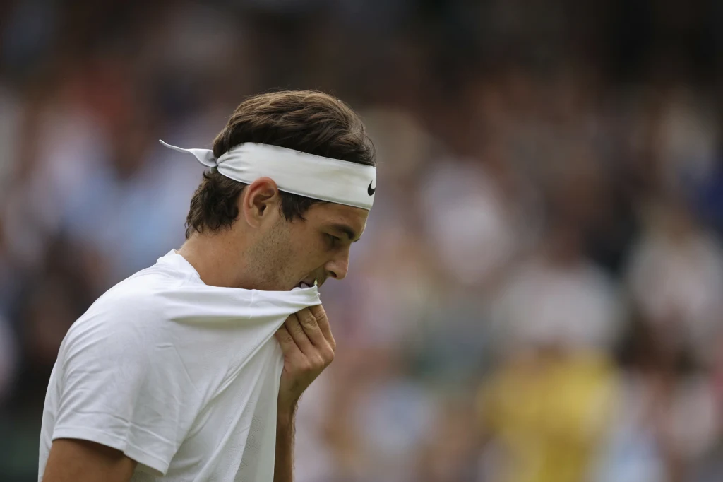 Wimbledon 2022. Taylor Fritz miał doskonałą szansę na to, by wyeliminować słynnego Rafaela Nadala, ale Hiszpan w wielkim stylu odwrócił losy pojedynku Wimbledon 2022. Taylor Fritz miał doskonałą szansę na to, by wyeliminować słynnego Rafaela Nadala, ale Hiszpan w wielkim stylu odwrócił losy pojedynku