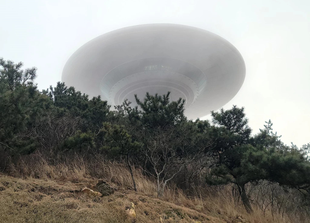 Naukowcy chcą poważnych prac naukowych na temat UFO