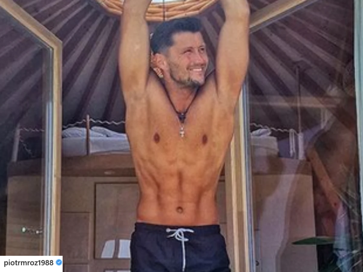 Piotr Mróz zachwala wakacje bez dzieci @piotrmroz1988/