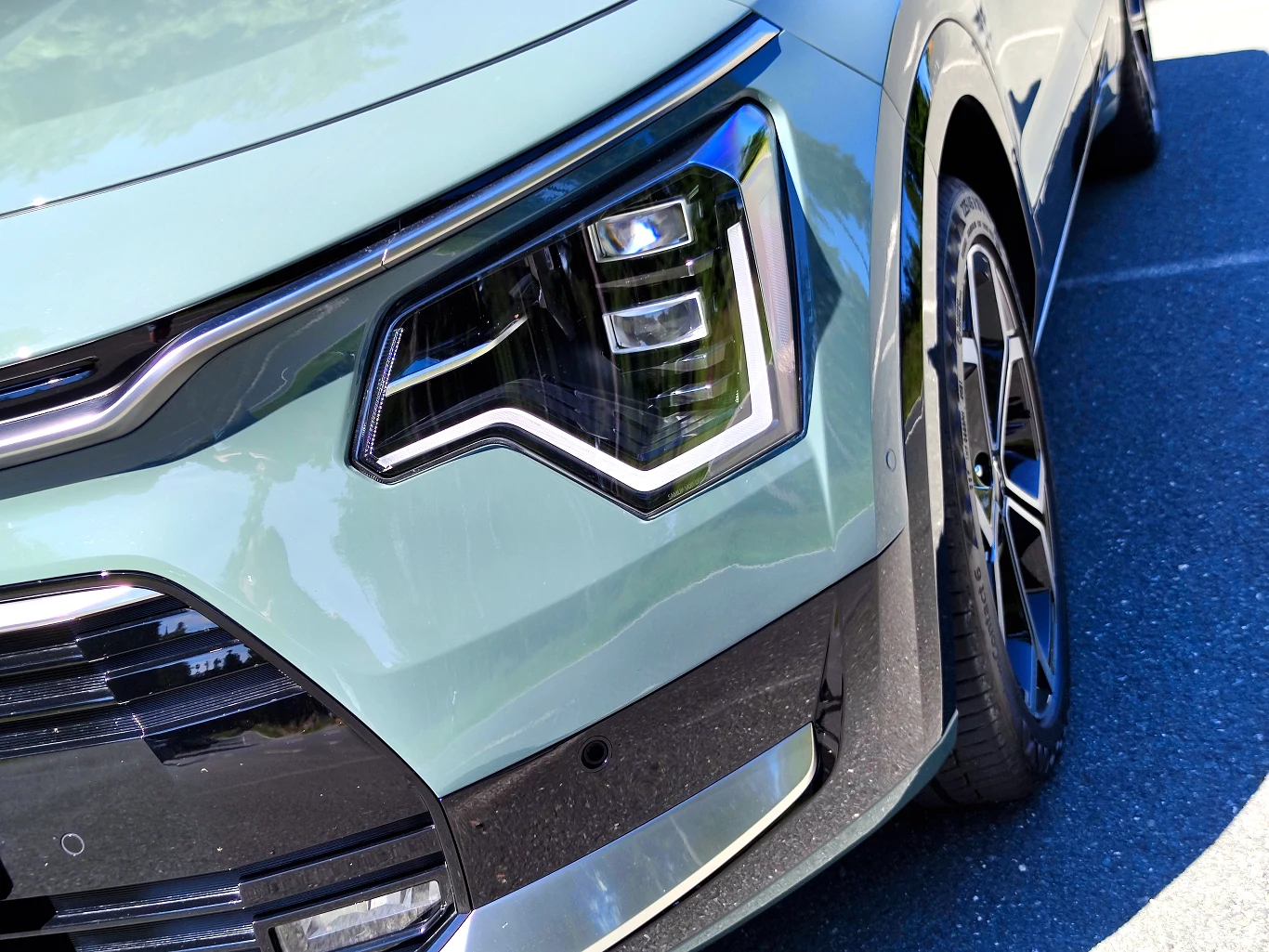 Nowa Kia Niro z napędem hybrydowym może być zasilana gazem LPG. Polski importer pracuje nad wprowadzeniem tego rozwiązania u nas Nowa Kia Niro z napędem hybrydowym może być zasilana gazem LPG. Polski importer pracuje nad wprowadzeniem tego rozwiązania u nas