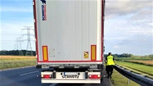 Kierowca tira miał 2 promile alkoholu we krwi. Zatrzymali go inni uczestnicy ruchu