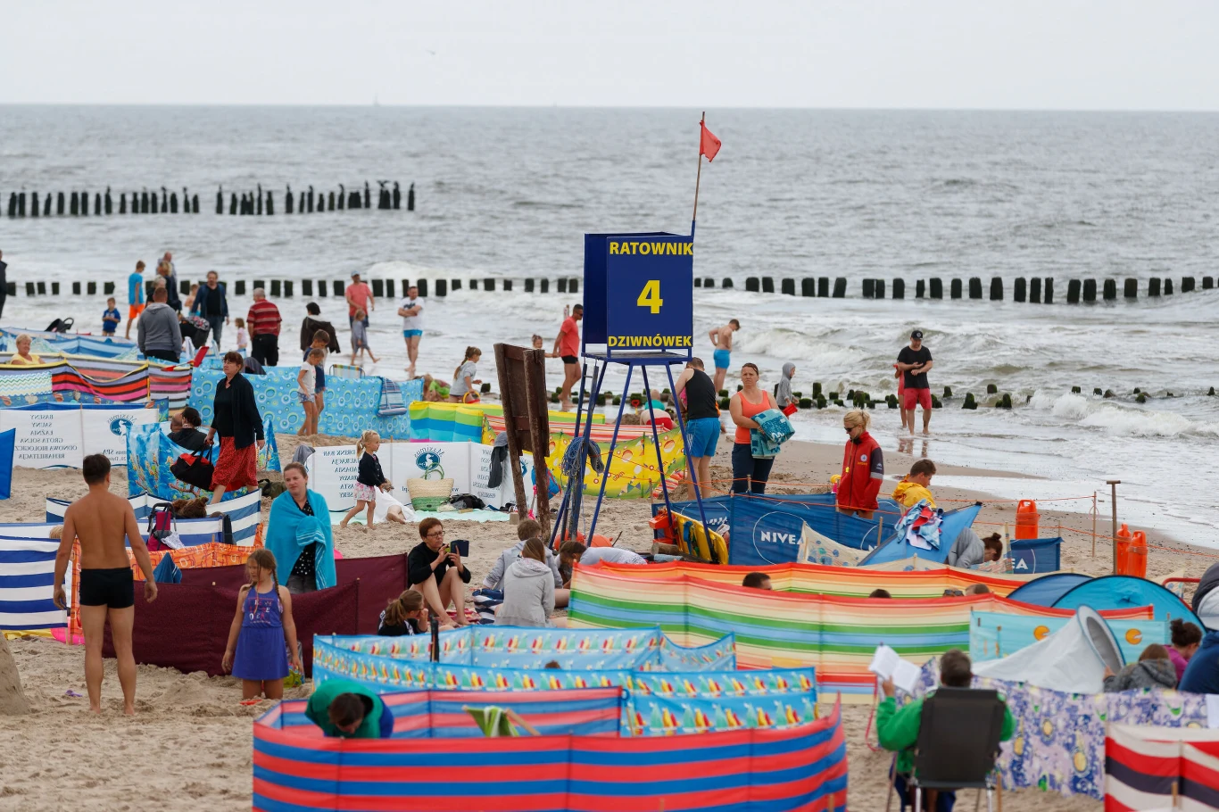 Plaża w Dziwnówku, zdjęcie z 2017 roku