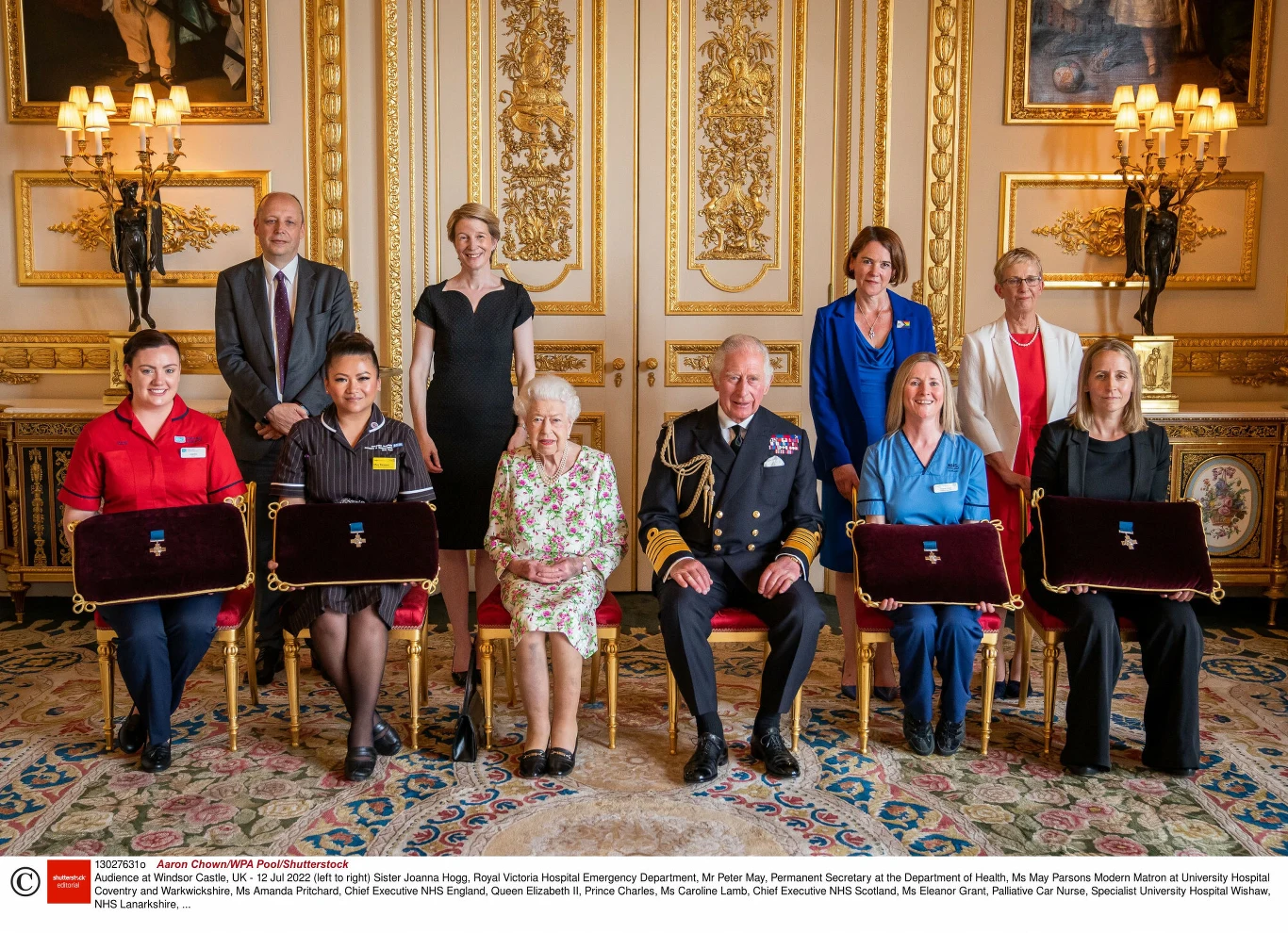 Królowa Elżbieta II uhonorowała medyków Królowa Elżbieta II uhonorowała medyków