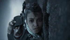 Ella Balinska w serialu "Resident Evil: Remedium"